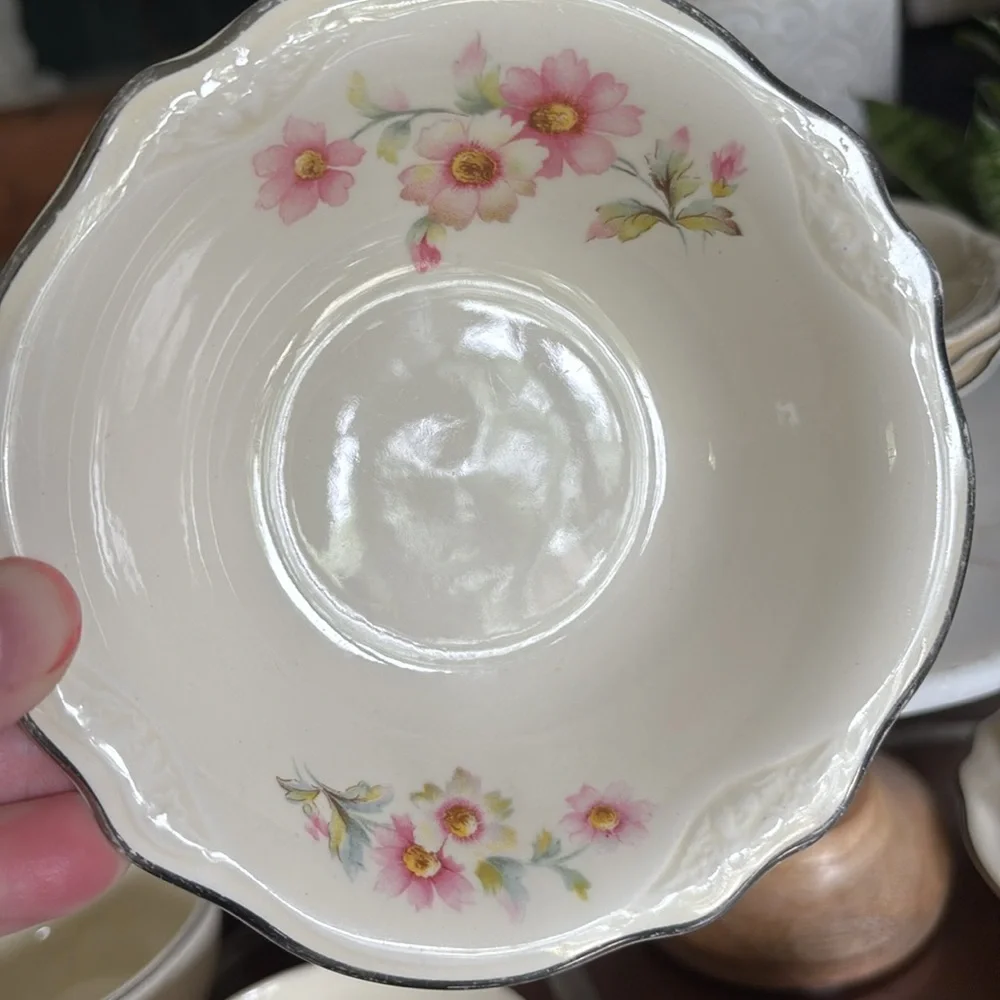 Homer Laughlin Virginia Rose Cups, Saucers and Bowls - Picture 4 of 12